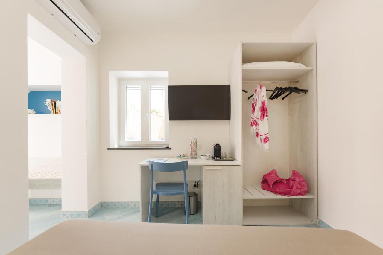 Poseidonia Rooms Procida Exterior foto
